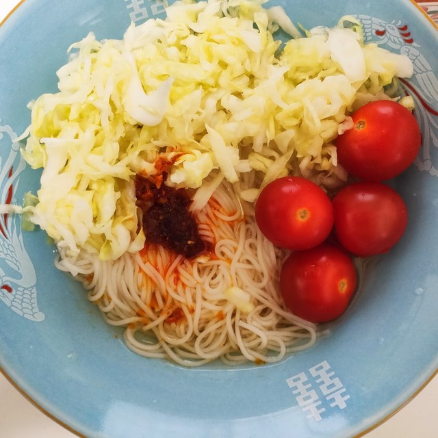 素麺のトッピングにキャベツ レシピ 作り方 By 桃仙人 クックパッド 簡単おいしいみんなのレシピが353万品
