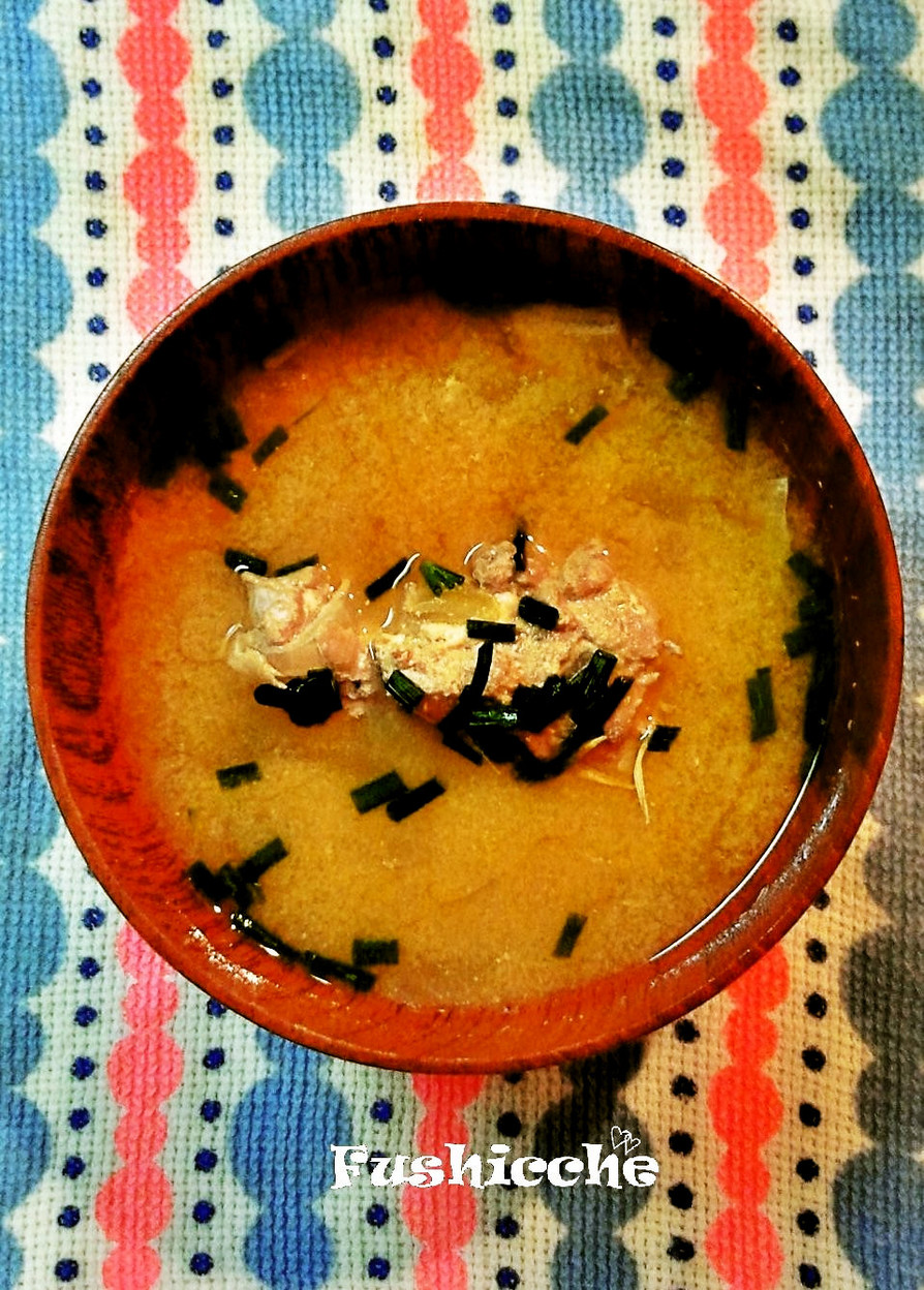 鯖つくねのお味噌汁の画像