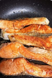 生鮭のバター焼き  フライパンで簡単
