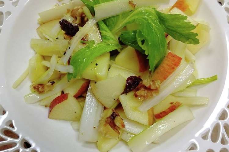 セロリとリンゴのくるみ入りサラダ レシピ 作り方 By 68みっちゃん クックパッド 簡単おいしいみんなのレシピが361万品