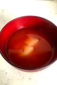 トマトジュースで超簡単トマトスープ