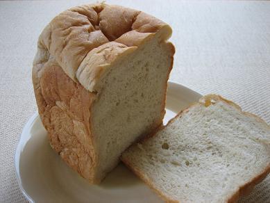 ＨＢ食パン（バターのかわりにラードで）の画像