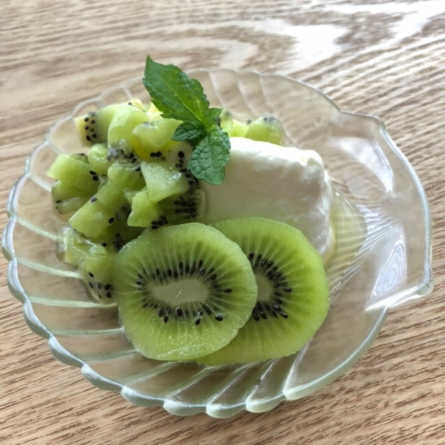 ゼスプリキウイと簡単ヨーグルトデザート！ レシピ・作り方 By Sonoko〜 【クックパッド】 簡単おいしいみんなのレシピが362万品