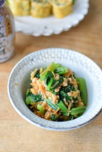 小松菜となめ茸と納豆の和え物