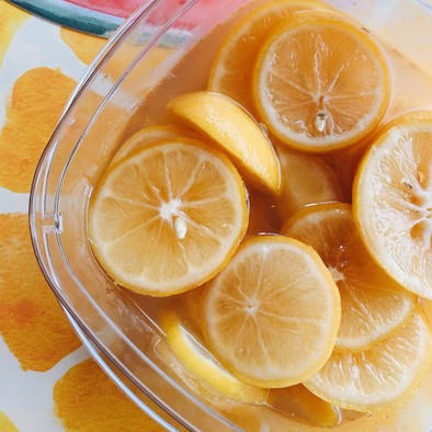 冷凍レモン蜂蜜漬け(生姜入り)の写真