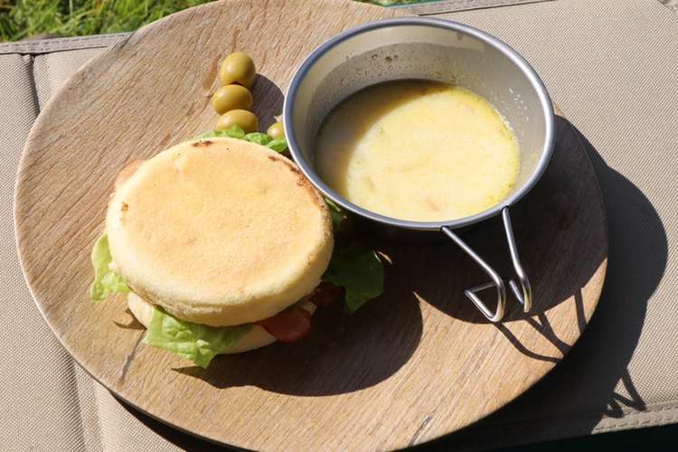 キャンプ飯 イングリッシュマフィンサンド レシピ 作り方 By りょーーーこ クックパッド