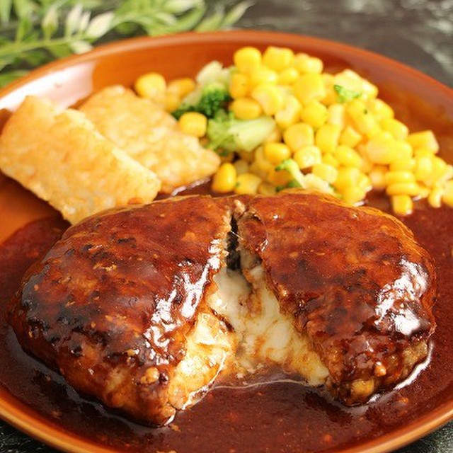 再現 ガストのチーズinハンバーグ レシピ 作り方 By だんどり亭 クックパッド 簡単おいしいみんなのレシピが352万品
