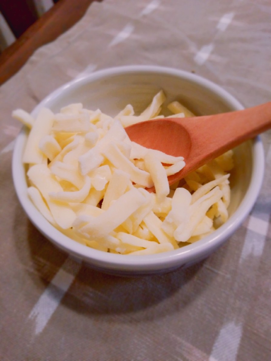 簡単　便利　とろけるチーズのパラパラ冷凍の画像