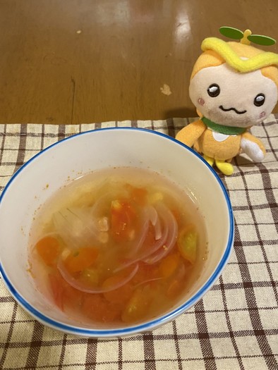 トマトと玉ねぎのスープの写真