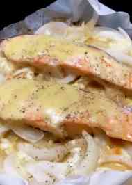 みんなが作ってる 鮭 シメジ 玉ねぎホイル焼きのレシピ クックパッド 簡単おいしいみんなのレシピが353万品