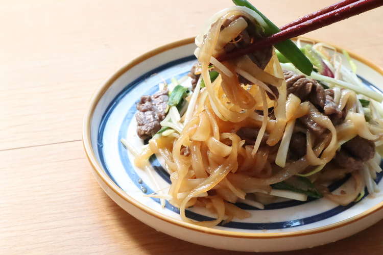 中華料理 一皿料理 牛肉とフォーの炒め レシピ 作り方 By Ayutan 譚 クックパッド 簡単おいしいみんなのレシピが352万品