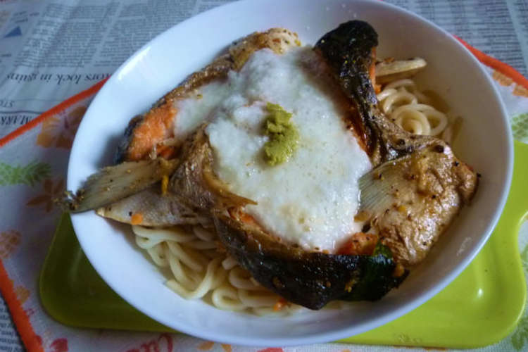 銀鮭のアラの焼き鮭 とろろの冷やしうどん レシピ 作り方 By Aranjuez5 クックパッド