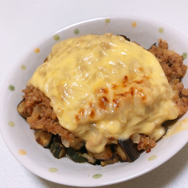なすとズッキーニの肉味噌チーズ焼き レシピ 作り方 By クッキングみっきー クックパッド 簡単おいしいみんなのレシピが362万品
