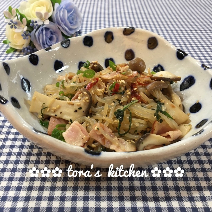 糖質オフ☘️白滝パスタ（きのこベーコン）の画像