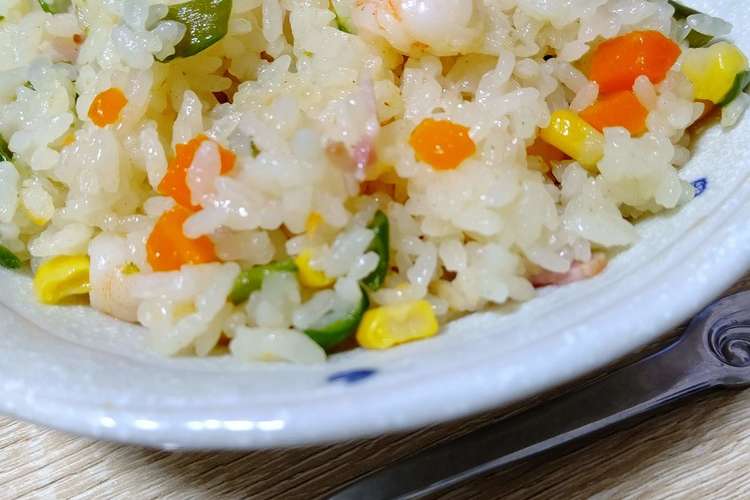 炊飯器でエビピラフ レシピ 作り方 By Ayayagi クックパッド 簡単おいしいみんなのレシピが352万品