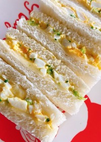 チーズとろける卵のサンドイッチ