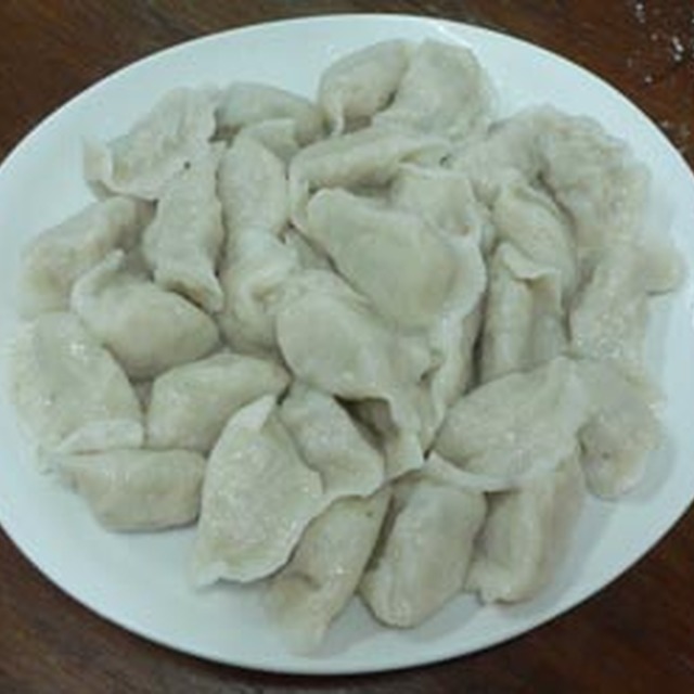 中国人奥さんに習った皮から作る水餃子 レシピ 作り方 By Satockay クックパッド 簡単おいしいみんなのレシピが352万品