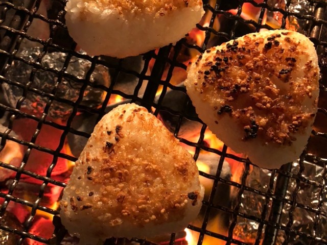 キャンプ飯 qに焼きおにぎり レシピ 作り方 By りょーーーこ クックパッド 簡単おいしいみんなのレシピが354万品