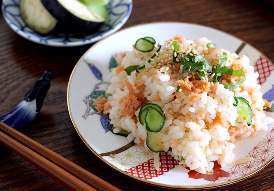新生姜と鮭のちらし寿司の画像