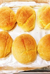 バターロールで作る簡単メロンパン