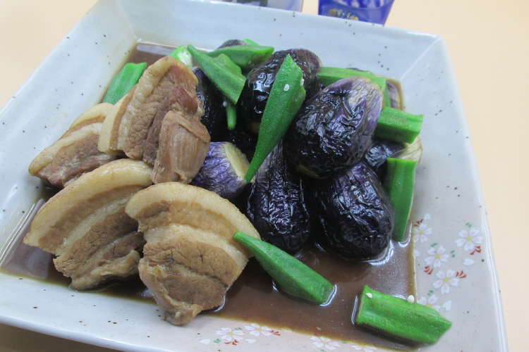 ヘタ紫茄子の揚げ茄子と豚三枚肉の煮物 レシピ 作り方 By かきいち クックパッド 簡単おいしいみんなのレシピが360万品