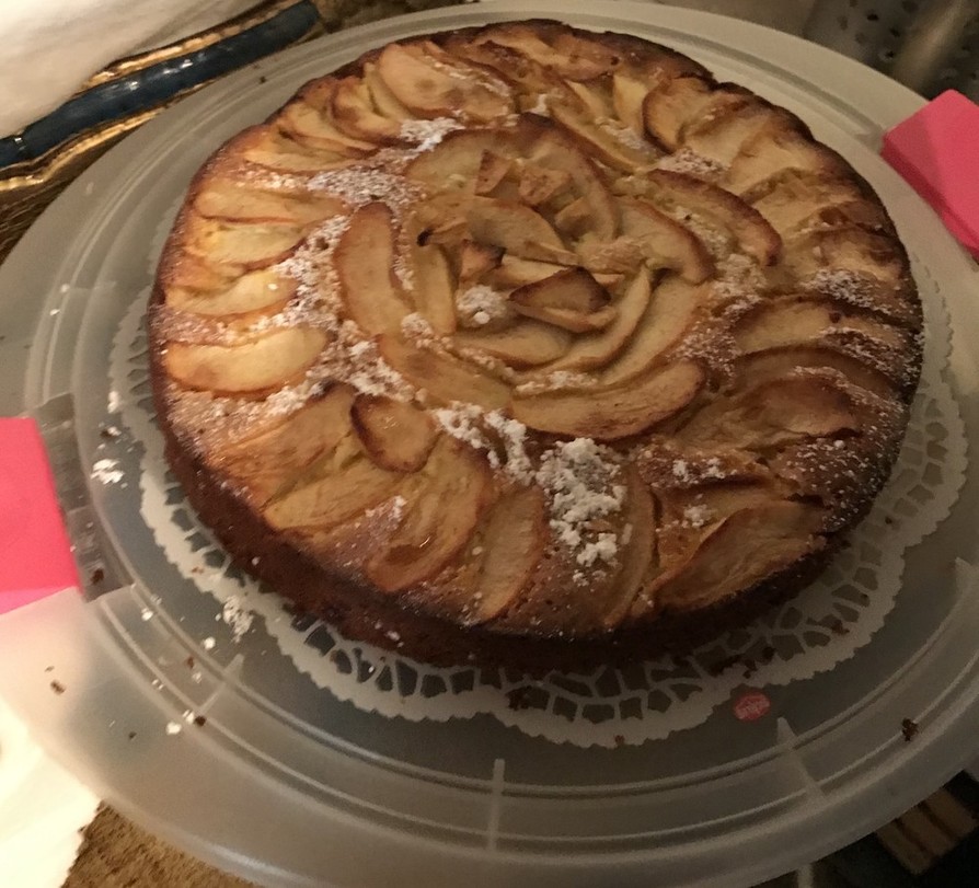 Pinaの林檎のケーキの画像