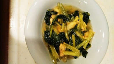 松山揚げと小松菜の簡単煮物の写真