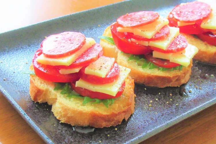 サラミとチーズとトマトのバゲット レシピ 作り方 By ﾋﾟｰさんのﾟｰﾟﾟ クックパッド 簡単おいしいみんなのレシピが372万品