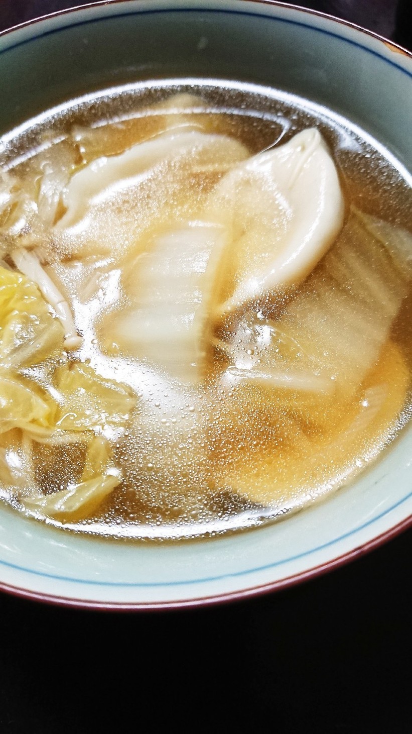 業スーえび餃子のスープの画像