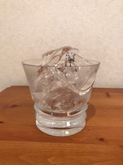 透明なピカピカ氷の作り方の写真