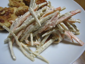 お惣菜系ごぼうサラダ