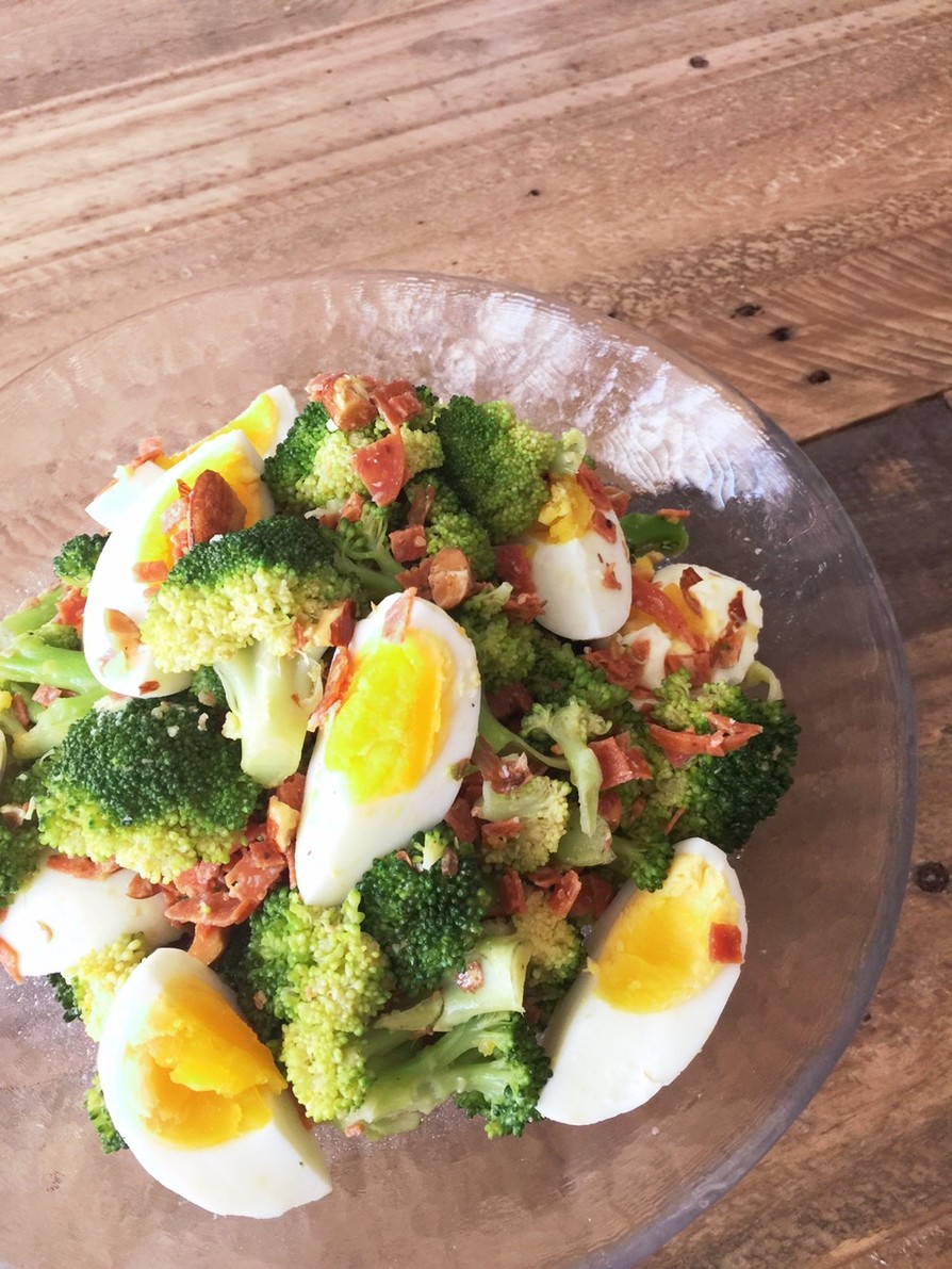 セロリ入り卵サラダのレシピ