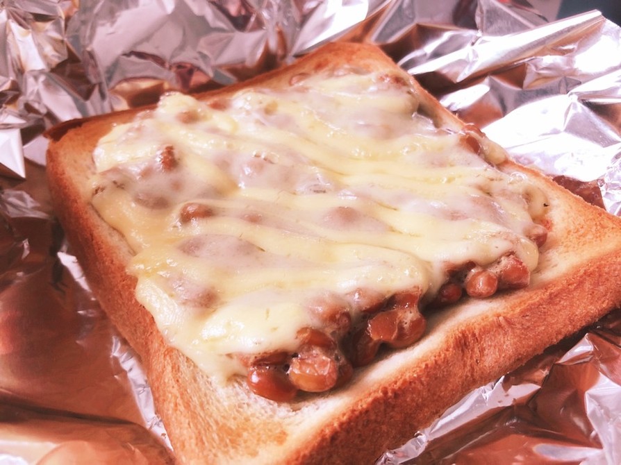 朝ごはんにも♡簡単納豆チーズマヨトーストの画像