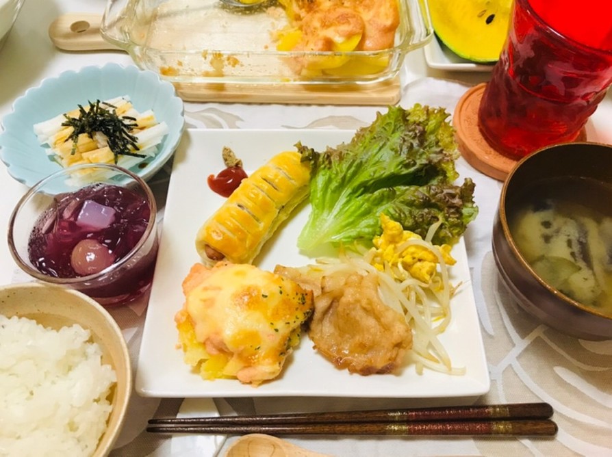 焼肉メインの夕飯・明太ポテトグラタンの画像