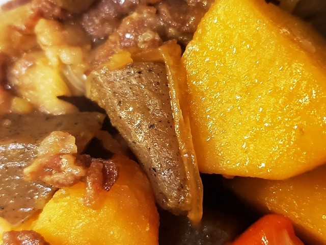 豚肉とじゃがいもとこんにゃくのほっこり煮 レシピ 作り方 By じゅげむ クックパッド 簡単おいしいみんなのレシピが354万品