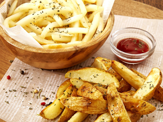 スモークトースターで 冷凍ポテト レシピ 作り方 By 小泉成器 公式 クックパッド 簡単おいしいみんなのレシピが353万品