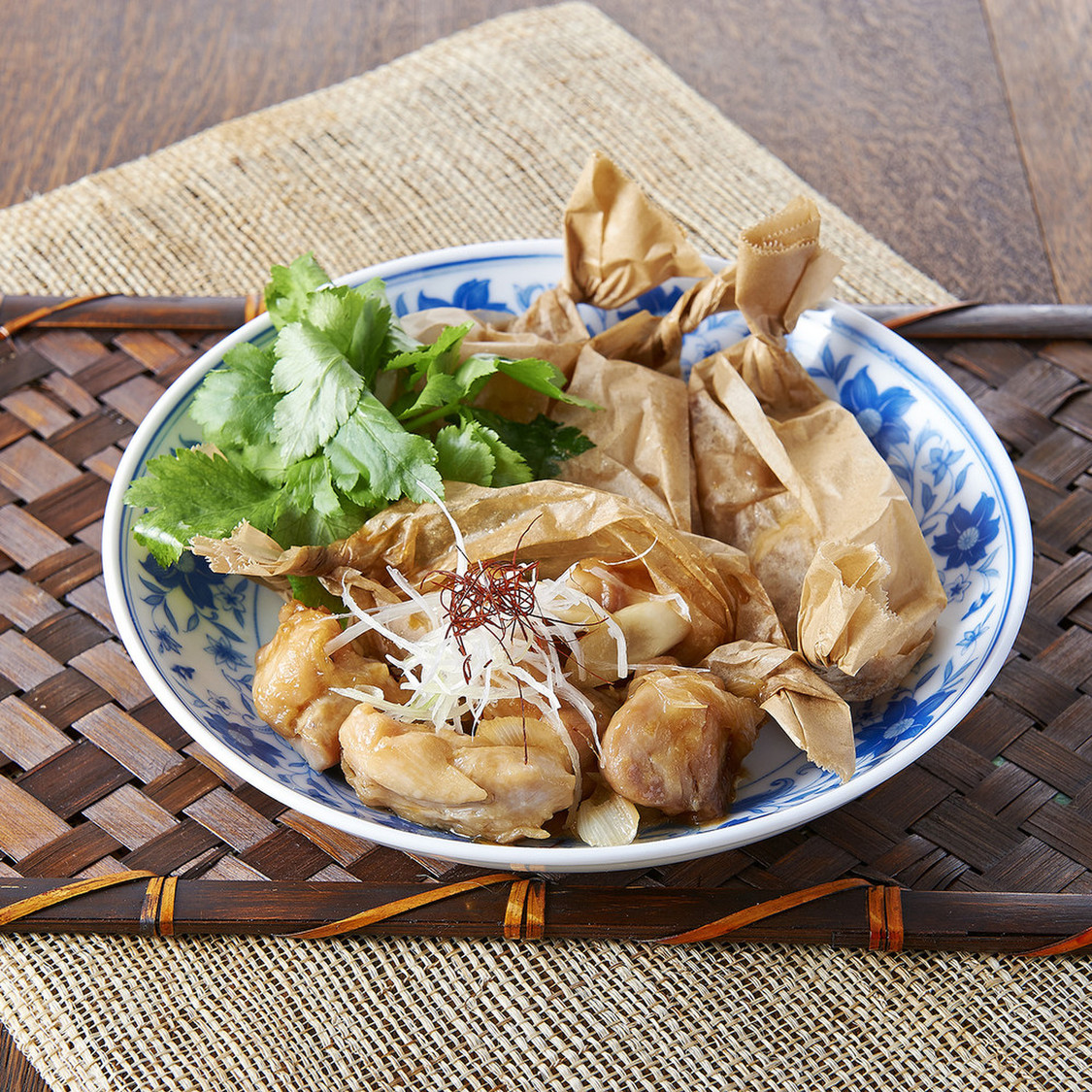 土鍋付き電子レンジで！「ペーパーチキン」