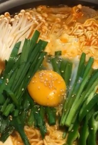 辛ラーメン　アレンジ　韓国鍋
