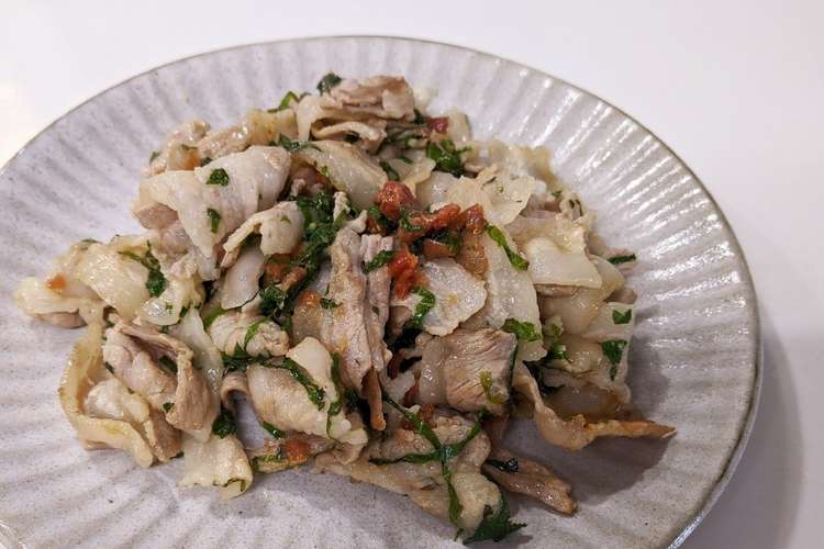 大葉大量消費 豚肉の梅干し炒め レシピ 作り方 By Asami クックパッド 簡単おいしいみんなのレシピが352万品