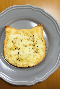 チーズとはちみつのトースト