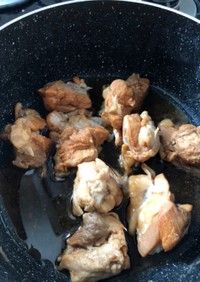いろいろ使えるカンタン黒酢で鶏肉煮込み