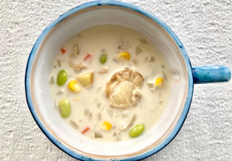 旬のとうもろこし・枝豆とホタテのスープの画像