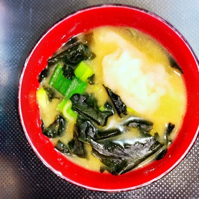 あたしんち再現料理 餃子の味噌汁 レシピ 作り方 By 赤津正宗 クックパッド 簡単おいしいみんなのレシピが358万品 あたしんち再現料理 餃子の味噌汁 レシピ 作り方 By 赤津正宗 クックパッド 簡単おいしいみんなのレシピが358万品