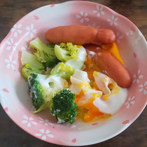 ☆レンジで簡単ブロッコリー温野菜サラダ☆