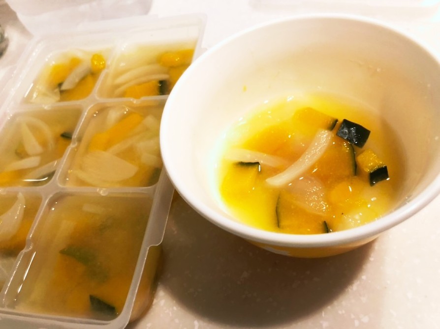 保育園メニュー☆南瓜と玉ねぎの味噌汁の画像