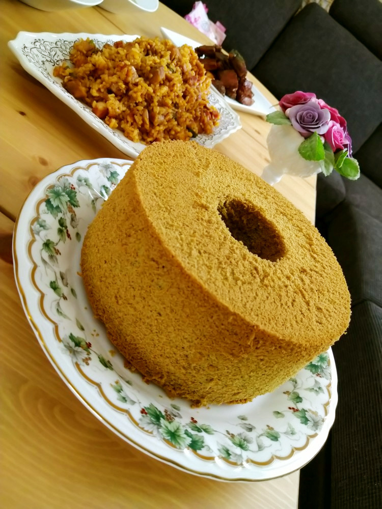 抹茶豆乳シフォンケーキの画像
