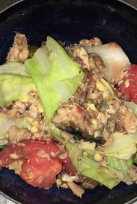 アンチョビと鯖水煮と温野菜のサラダ