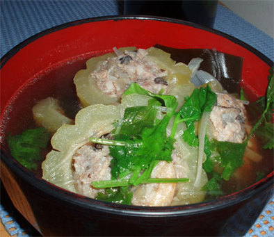 ゴーヤと春雨のベトナム風スープの写真
