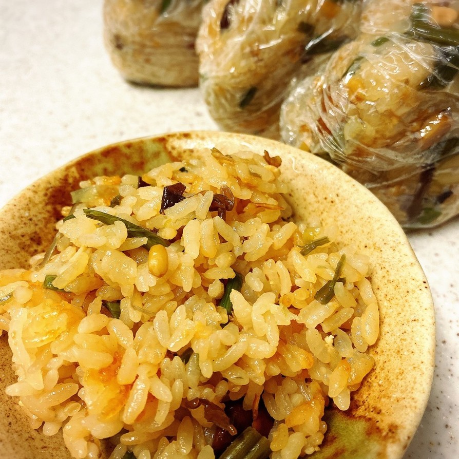 金山寺味噌と山菜の水煮の炊きこみご飯の画像