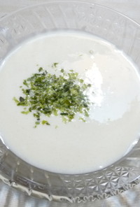ビシソワーズ：ジャガイモの冷製スープ